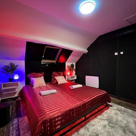 Red Love-Room / Balneo & Plus ! Souppes-sur-Loing 외부 사진