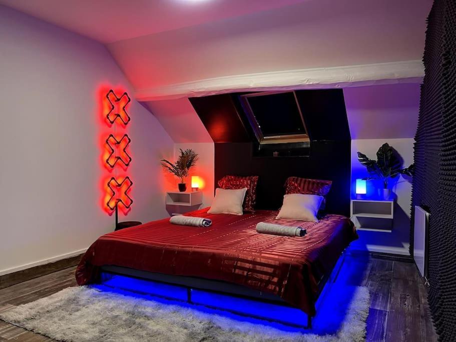 Red Love-Room / Balneo & Plus ! Souppes-sur-Loing 외부 사진